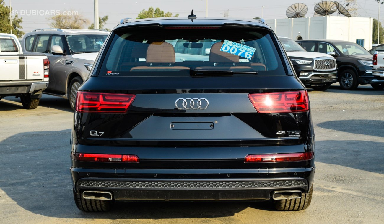 Audi Q7 2018 - TOP SPEC - WITH HEADUP DISPLAY - SLINE - GCC - Warranty/Service