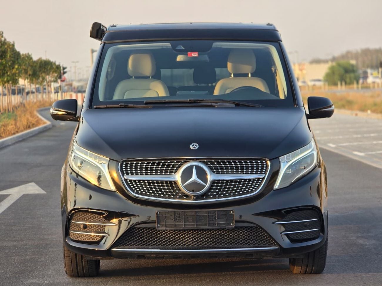 مرسيدس بنز V 250 4MATIC | 2019 | DIESEL | 2KEYS | ORGINAL PAINT | CAR IS READY FOR CAMPING |