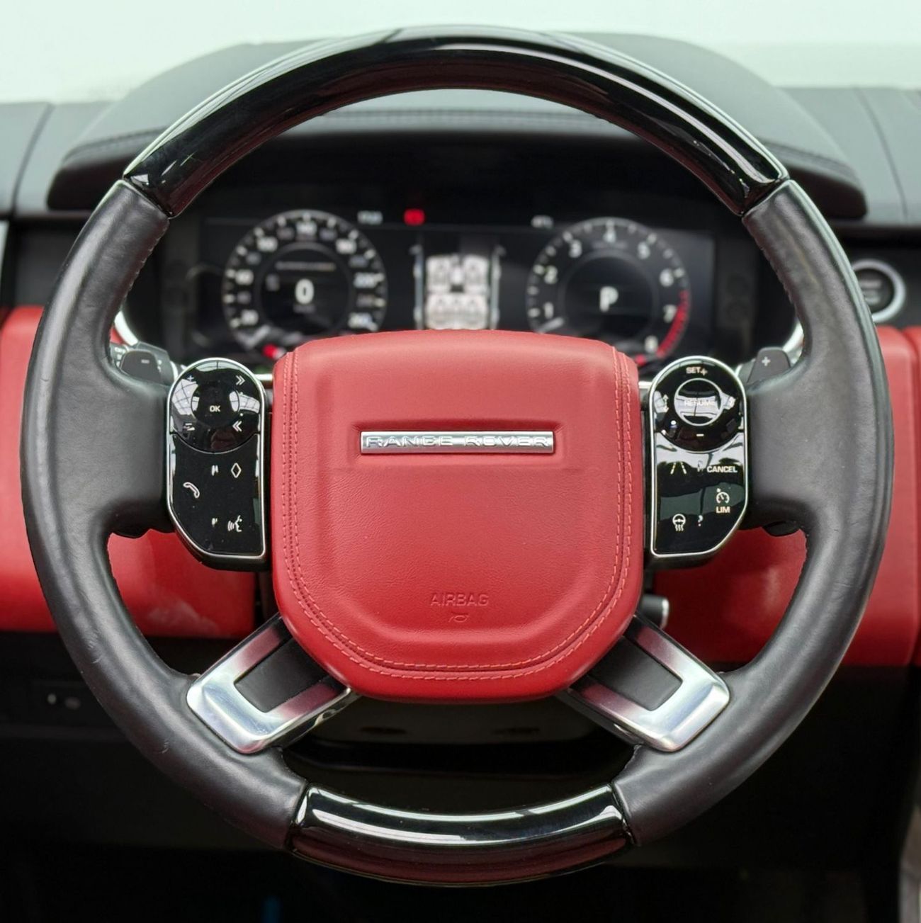 Land Rover Range Rover Vogue 5.0L 2018 Range Rover Vogue SE Supercharged, Warranty, Full Range Rover Service History, Very