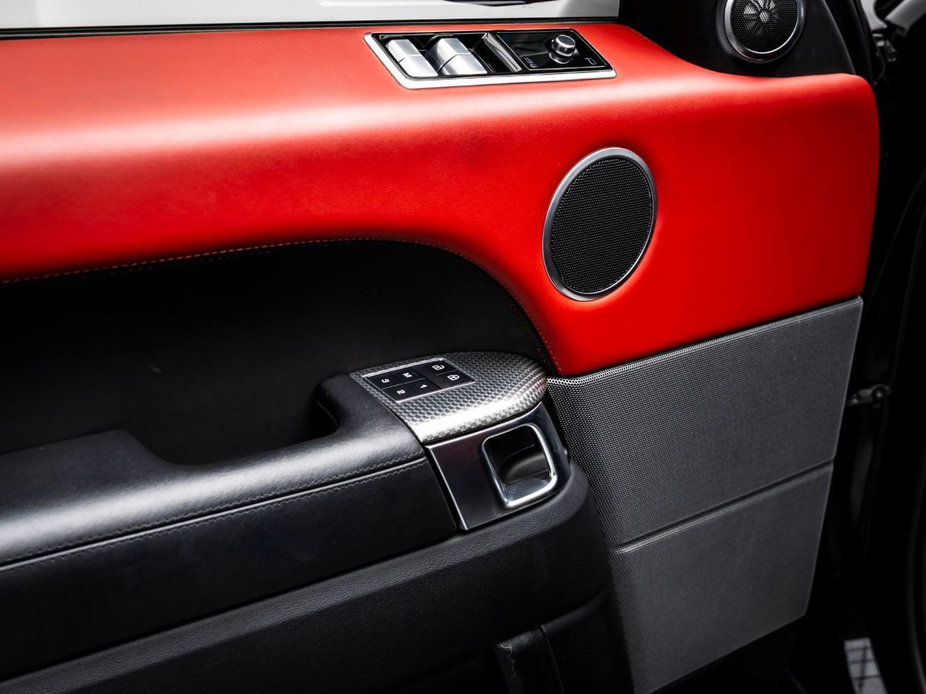 لاند روفر رينج روفر 2022 Range Rover Sport HSE, October 2026 Land Rover Warranty, Full Service History, Low KMs, GCC