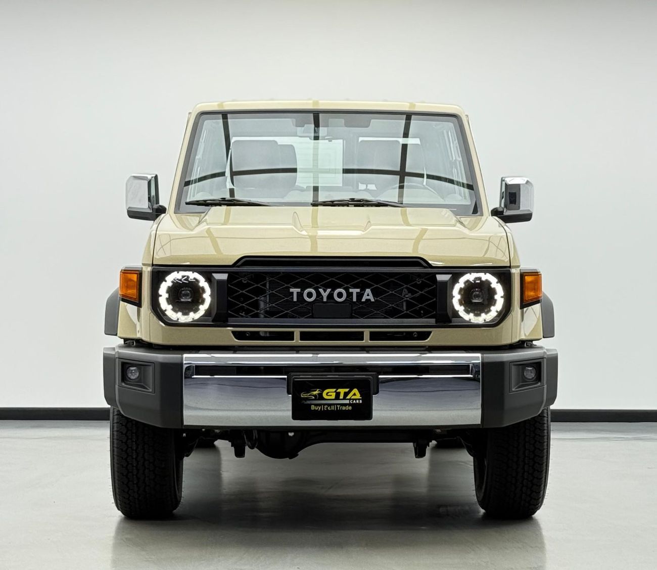 تويوتا لاند كروزر 70 2025 Toyota Land Cruiser 71 40th Anniversary LX V6 Rare, 3Y Agency Warranty, FSH, GCC