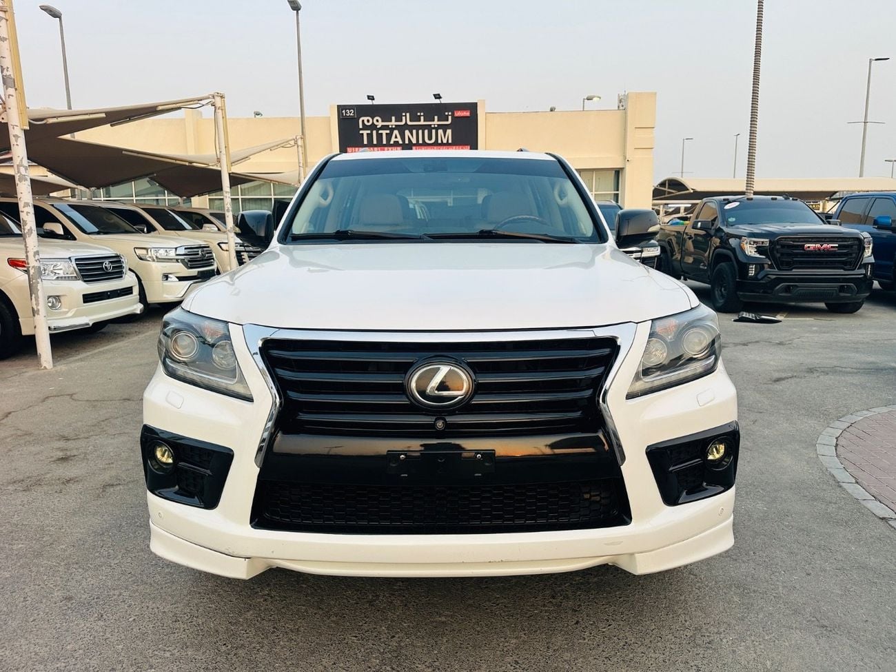 Lexus LX570 NAVIGATION SPORT