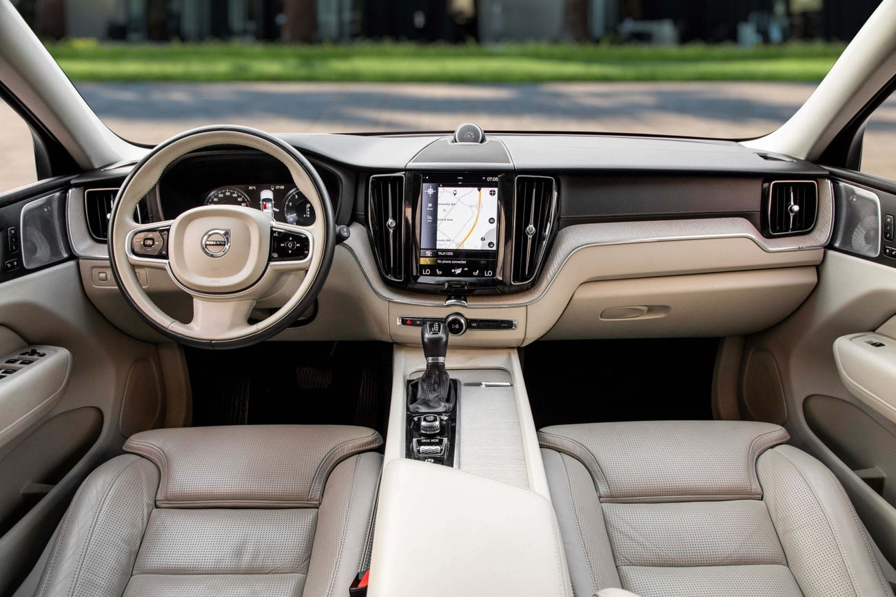 Volvo XC60 XC60 T5 Inscription | 2,057 P.M | 0% Downpayment | VOLVO SERVICED!