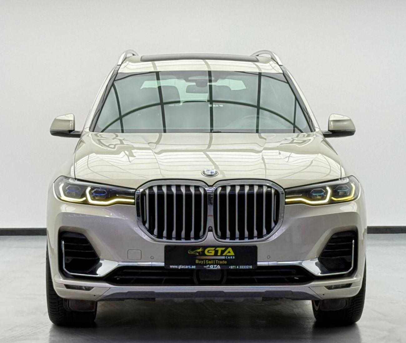 بي أم دبليو X7 50i 4.4L 2019 BMW X7 xDrive50i, Warranty, Full BMW Service History, 7 Seater, Fully Loaded, GCC