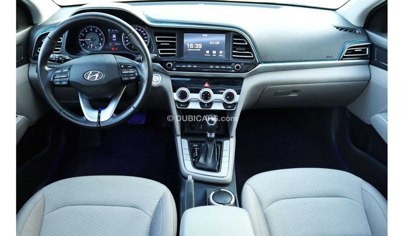 هيونداي إلانترا GL هاي هيونداي إلنترا 2020 خليجي فل ابشن بحالة ممتازة