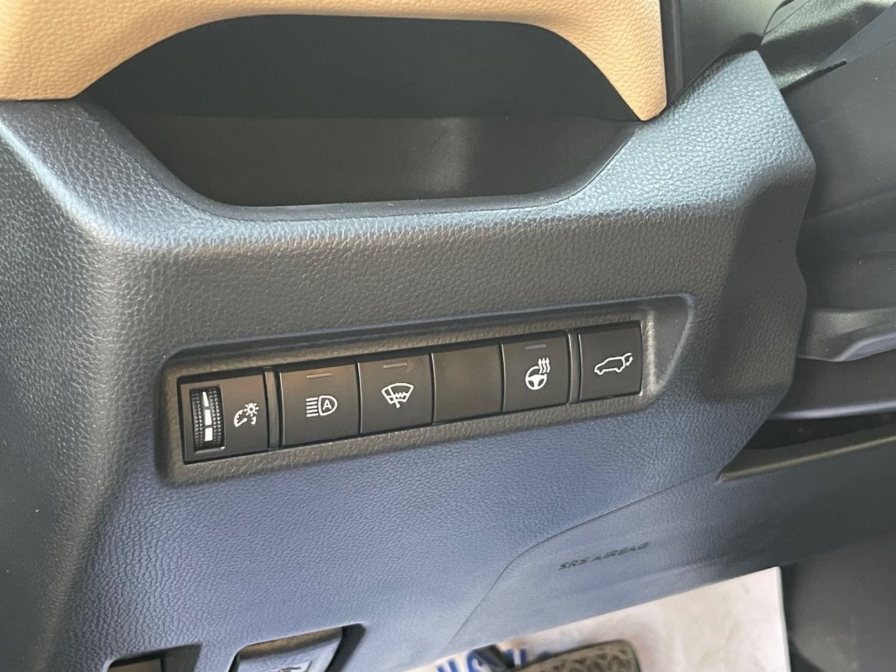 Toyota RAV4 2021 TOYOTA RAV4 XLE PREMIUM HYBRID 4x4 FULL OPTIONS IMPORTED FROM USA