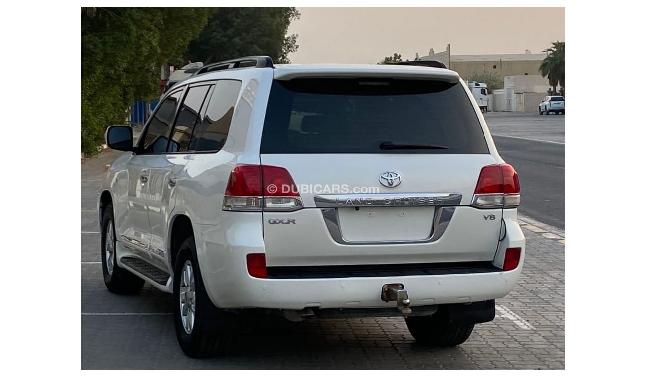 تويوتا لاند كروزر