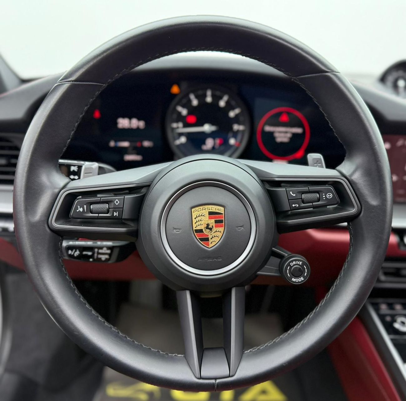 Porsche 911 Carrera 4S 3.0L (444 HP) Coupe