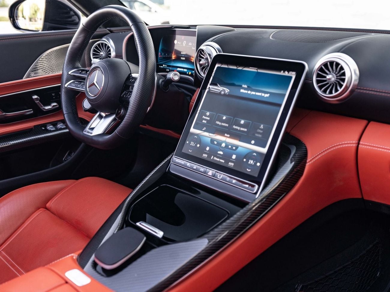 مرسيدس بنز SL 55 AMG 4MATIC+ Mercedes-Benz SL-Class 55 AMG 2022
