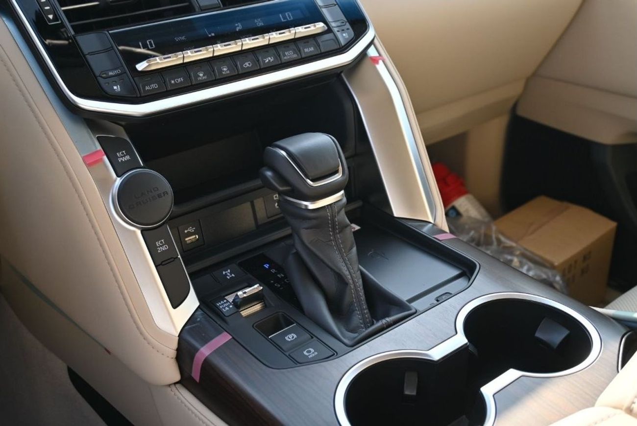 تويوتا لاند كروزر Toyota Land Cruiser 4.0L Petrol GX-R, 4WD, SUV, Model 2023, Color White