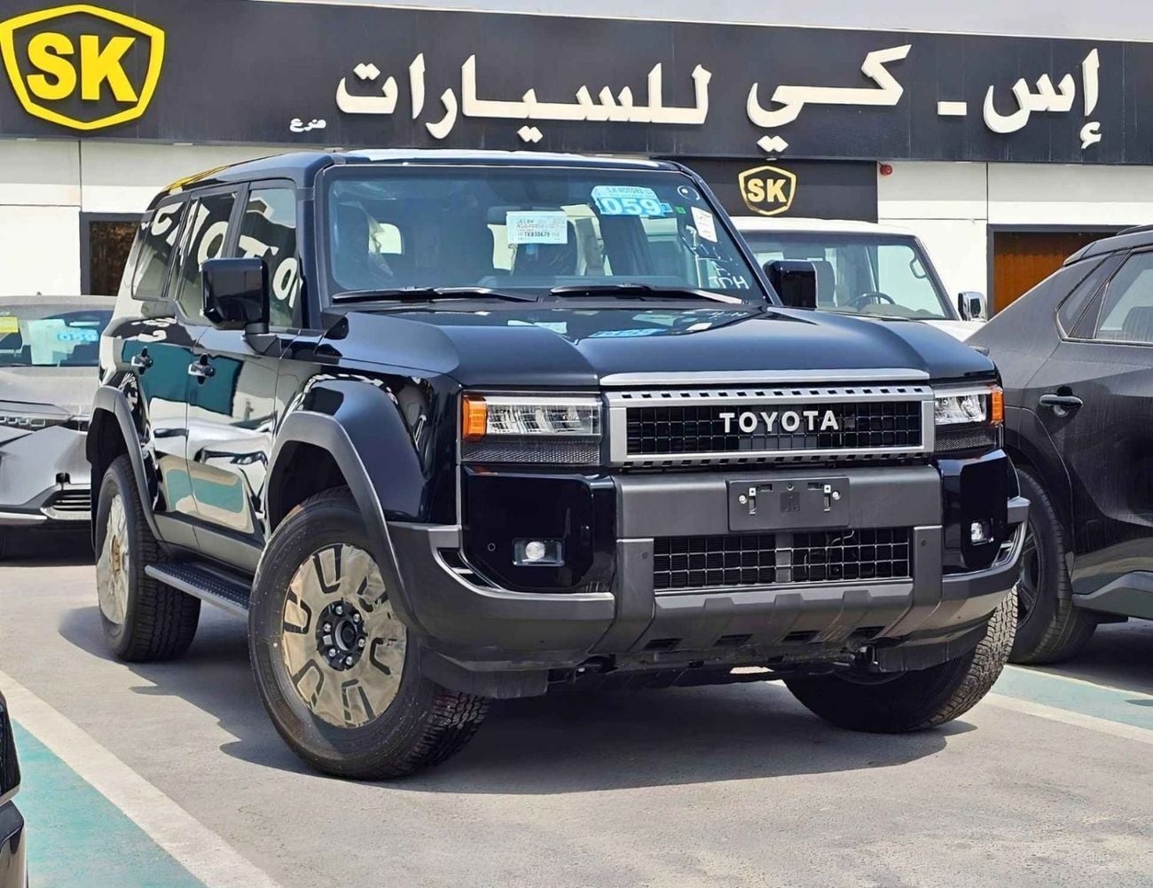 Toyota Prado VXR ALL ROUNDER TURBO || 2.8L DIESEL V4 || LETHAER WITH DRIVER PWR SEAT | SUNROOF (CODE#P28AR2)