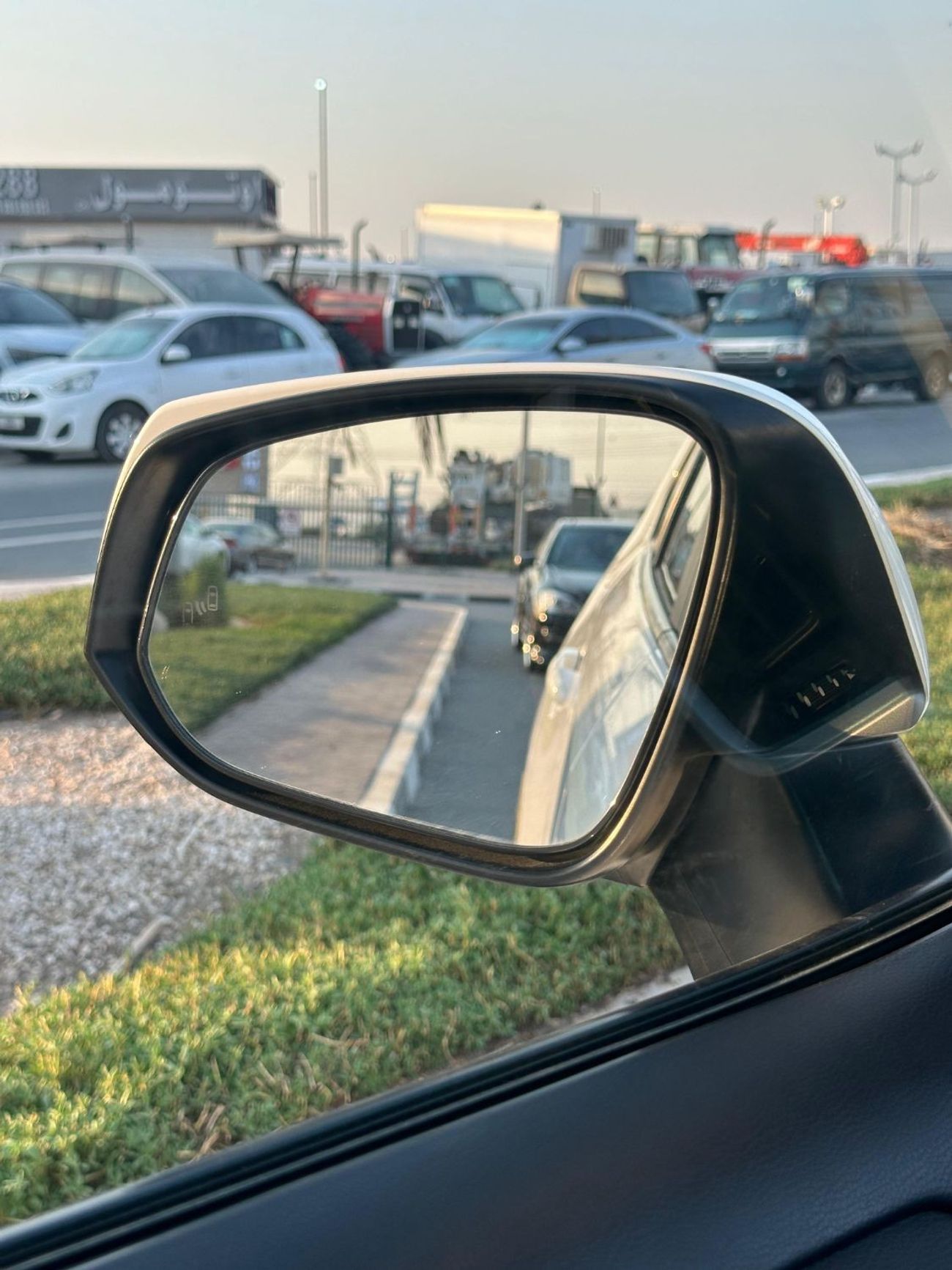 Toyota RAV4 XLE TOYOTA RAV 4 2020 HYBRID