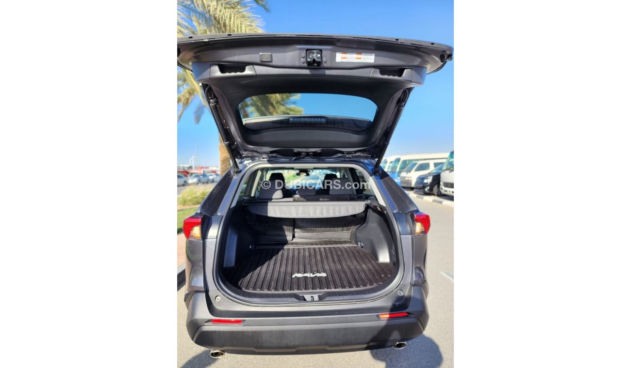 Toyota RAV4 TOYOTA RAV4 XLE FULL OPTIONS 2021 MODEL