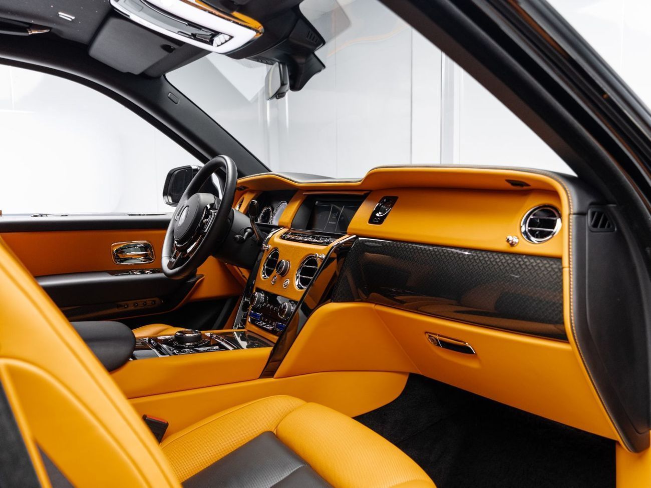 رولز رويس كولينان BUY NOW, PAY 2027 | THE BLACKLINE STANDARD | 12 Months Warranty, Low KMs, European Spec