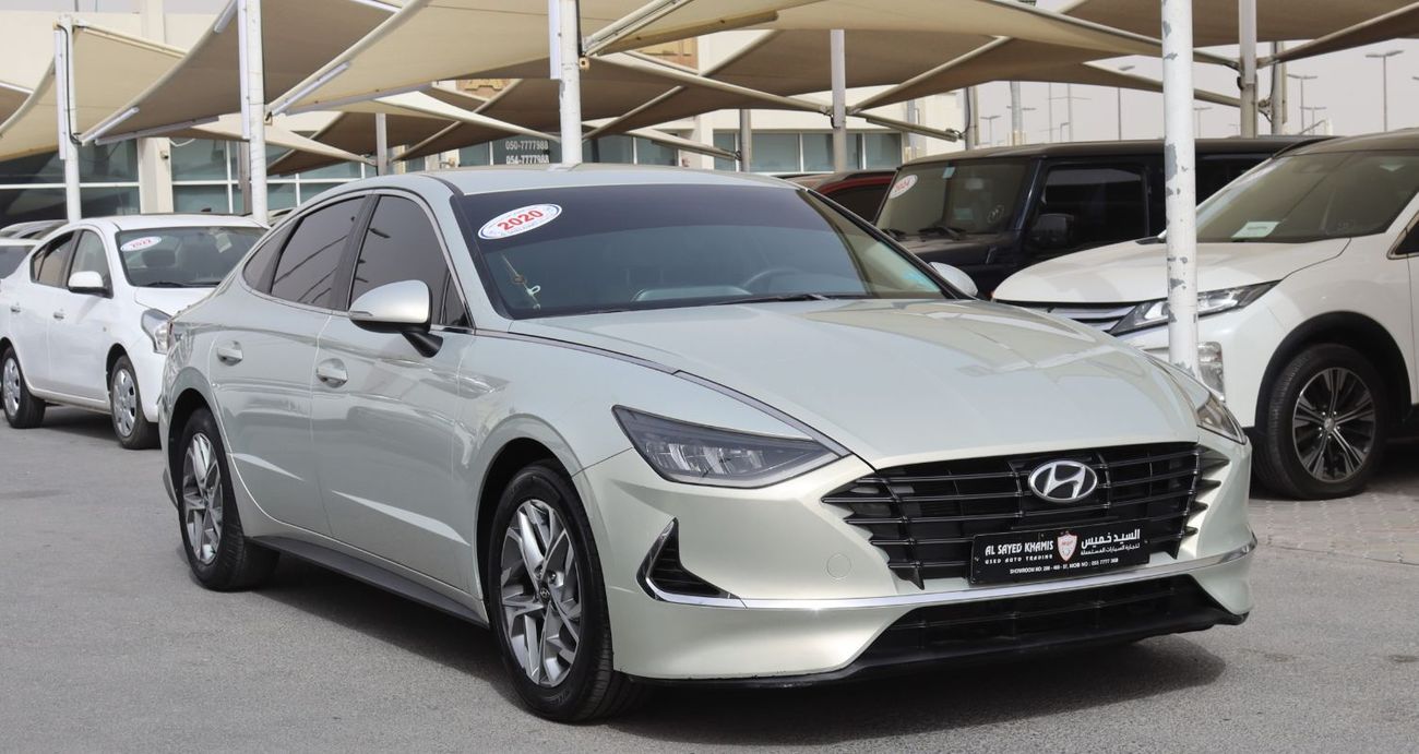 هيونداي سوناتا هيونداى سوناتا خليجى موديل 2020 -2.5L ممشىى 97000 كم  بسعر40000  بحاله ممتازه