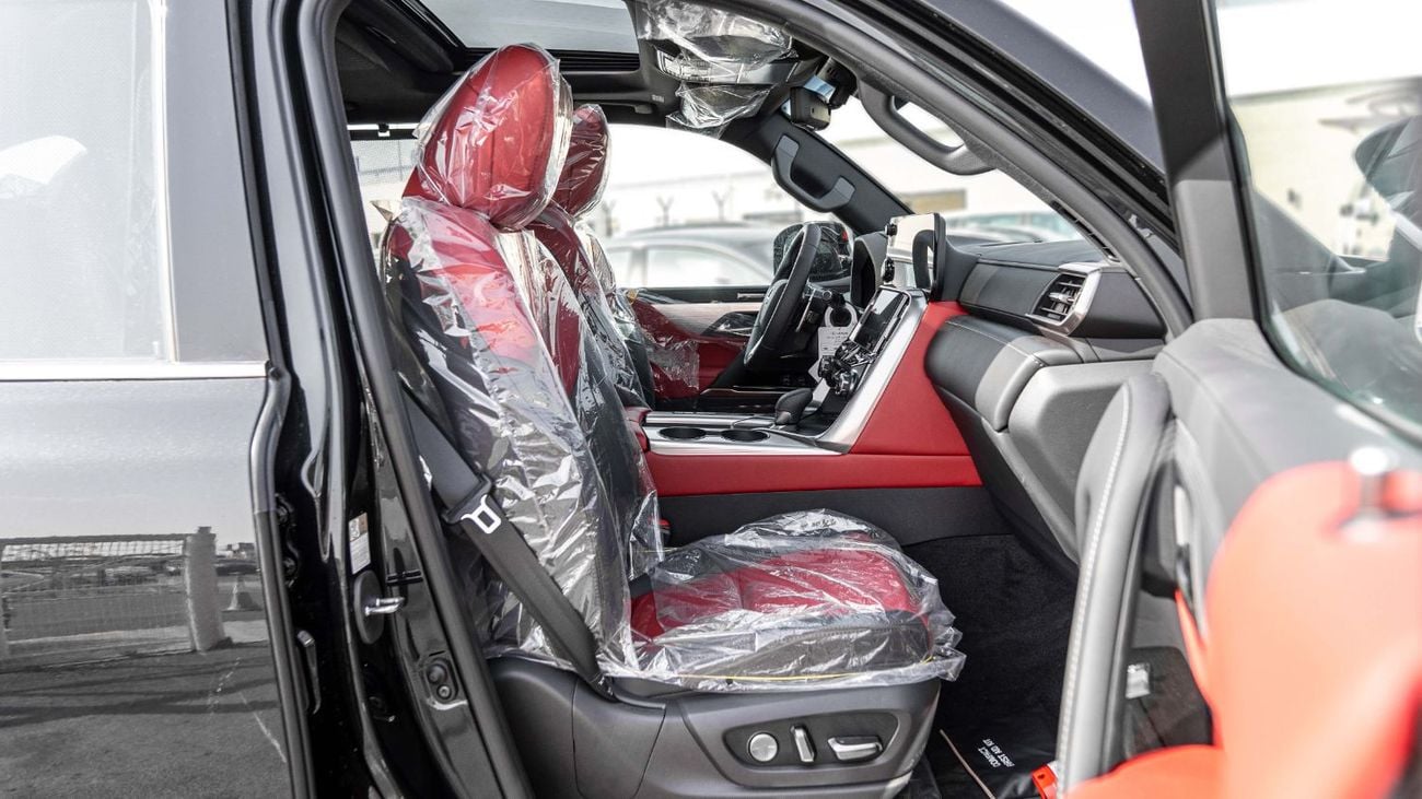 Lexus LX 700h 2025 Lexus LX700h F-Sport 3.5L AT Hybrid (No MarkLevinson)