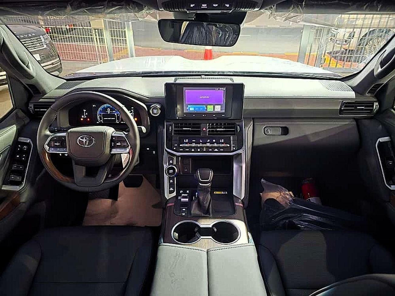 Toyota Land Cruiser Toyota Land Cruiser GXR 4.0L petrol 2025 black color