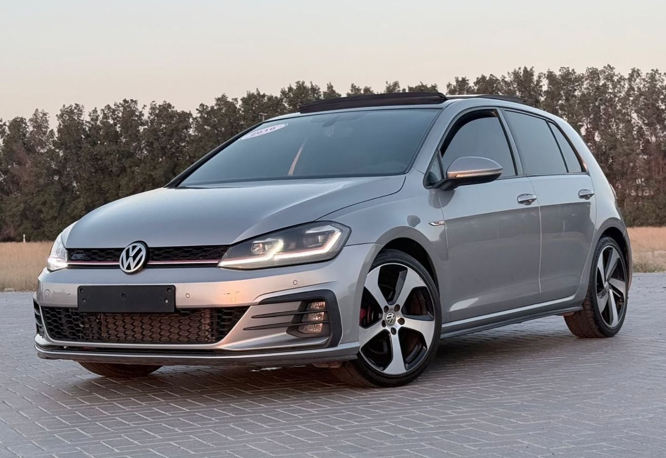 Volkswagen Golf GTI SPORT