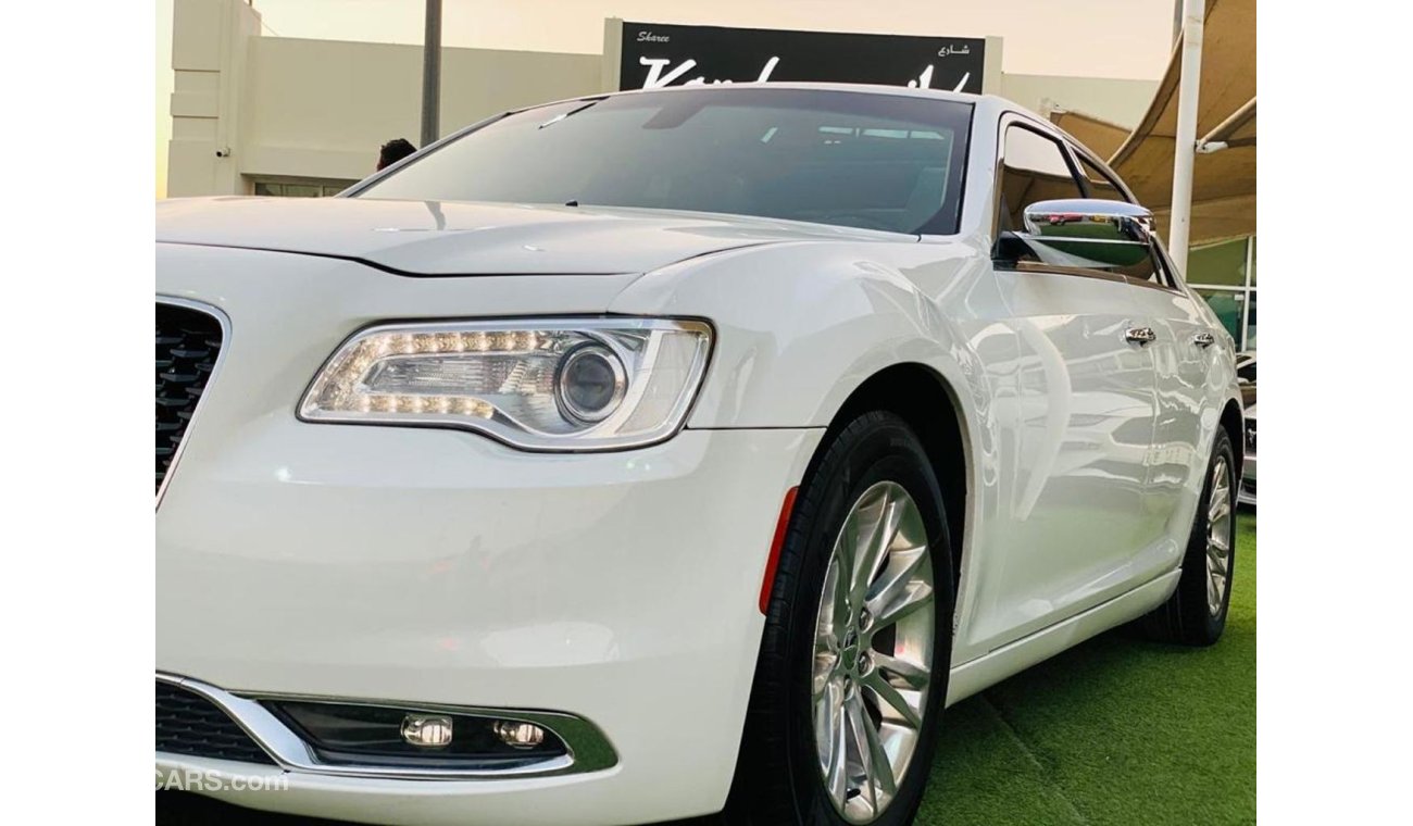 كرايسلر 300C Available for sale