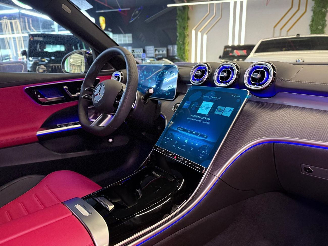 Mercedes-Benz C 200 Premium 2.0L 2025 C200 PREMIUM PLUS - GCC - 5 YEARS DEALER WARRANTY