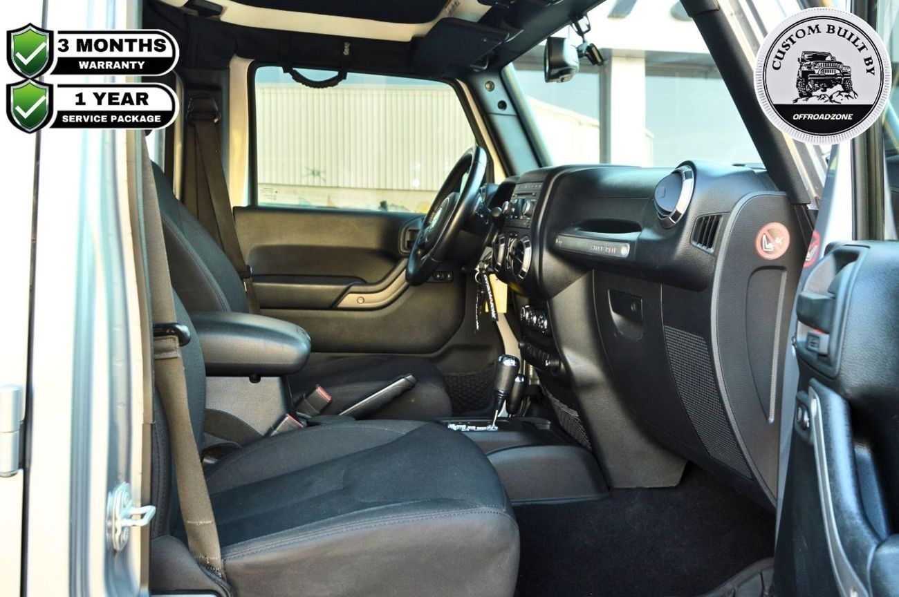 Jeep Wrangler Unlimited Sport 3.6L A/T