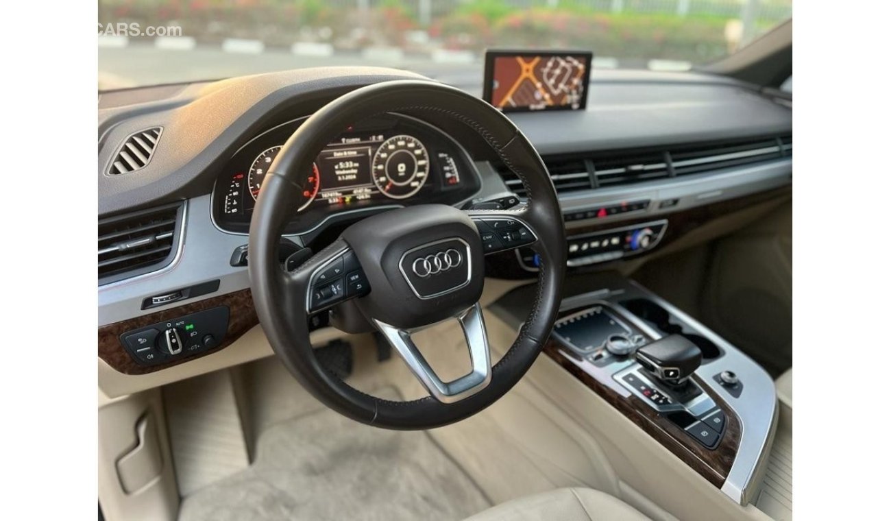 أودي Q7 45 TFSI quattro S-لاين