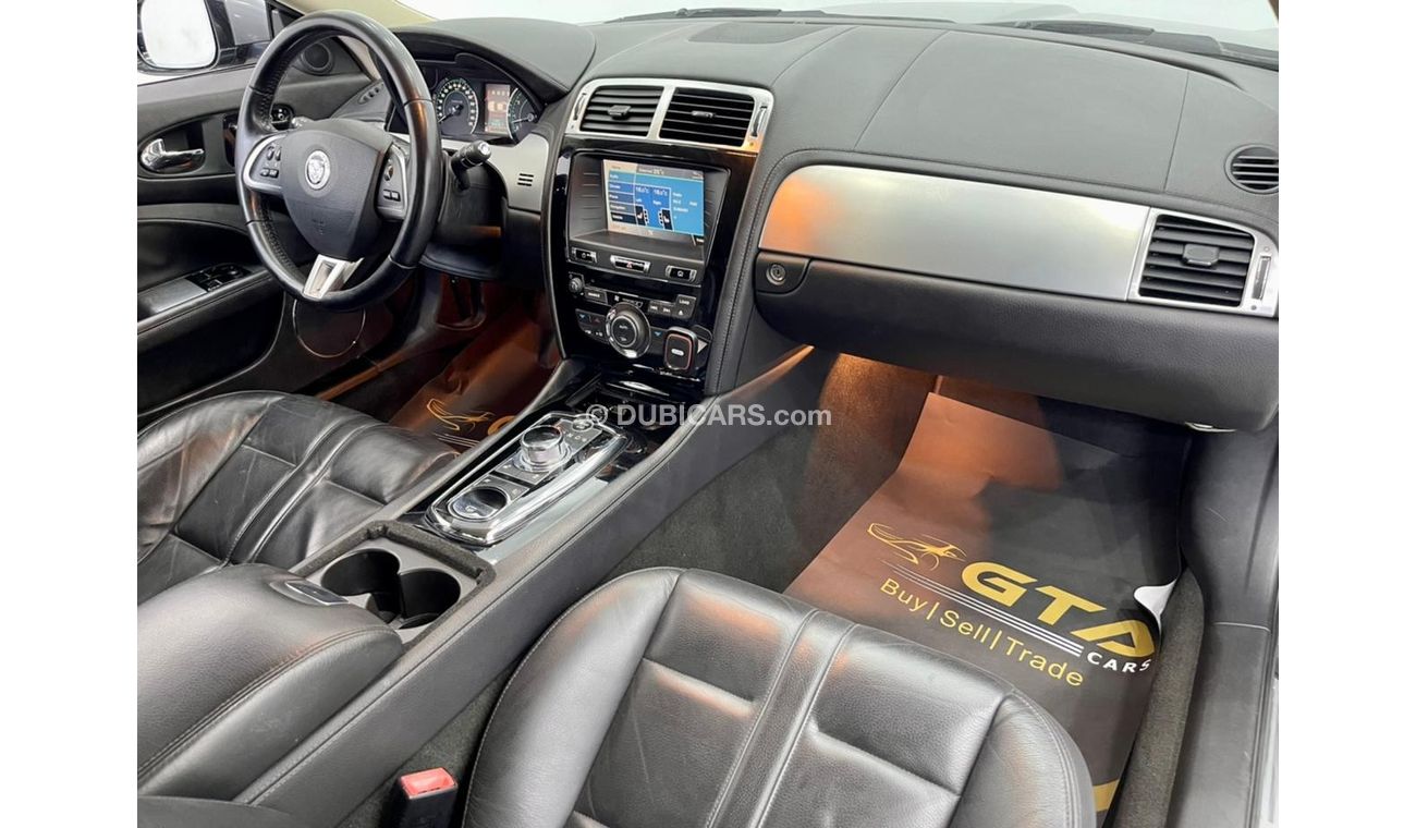 Jaguar XK Standard 2012 Jaguar XK 5.0L V8, GCC Specification