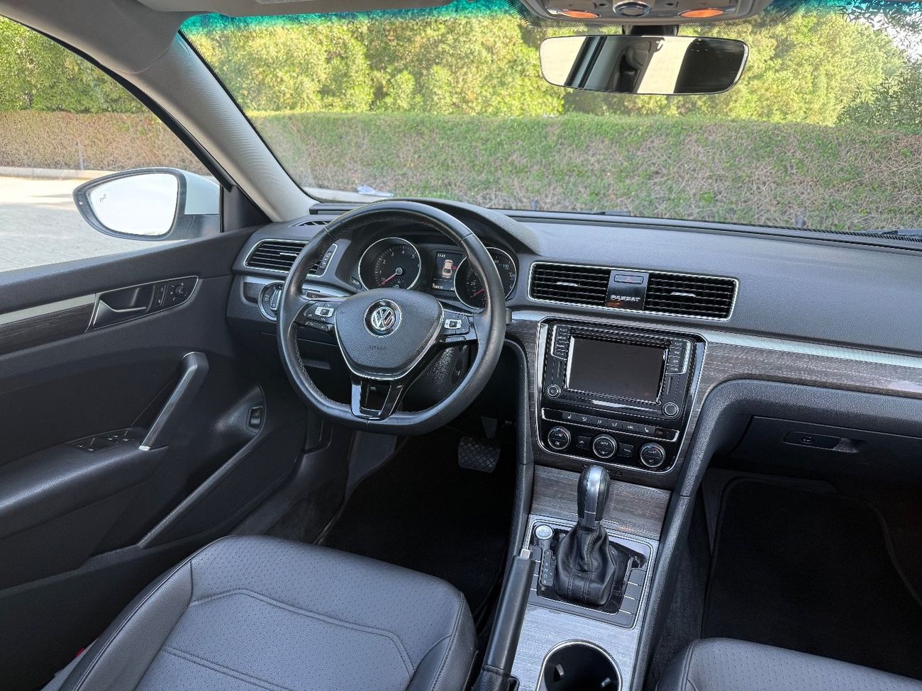 Volkswagen Passat Sport 2.5L