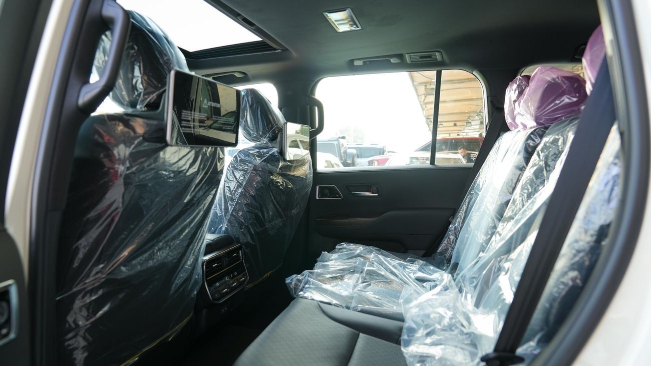 تويوتا لاند كروزر LX