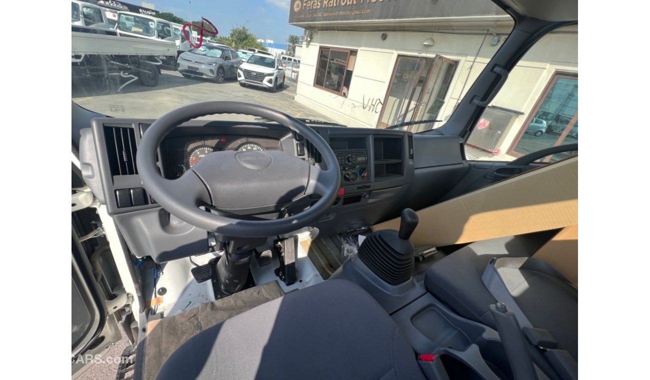 Isuzu NPR Isuzu Npr Short Chassis