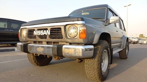 نيسان باترول NISSAN PATROL RIGHT HAND DRIVE (PM1051)