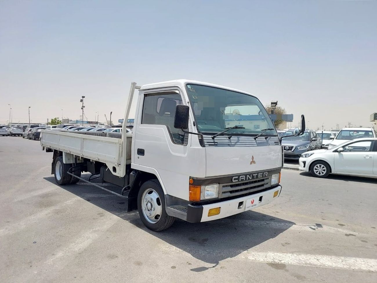 Mitsubishi Fuso Canter MITSUBISHI CANTER 4D33 TRUCK RHD 1993 MODEL 4.2 L DIESEL MANUAL(PM81723)