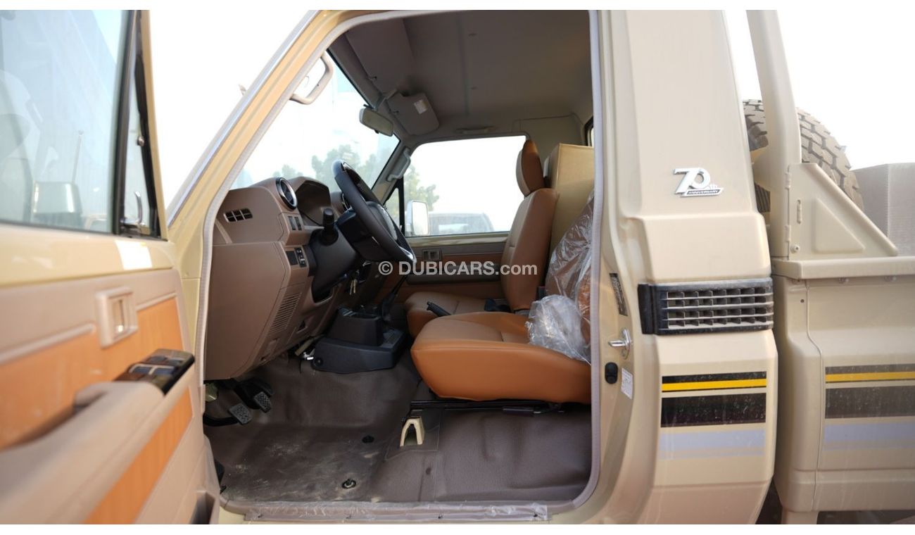 Toyota Land Cruiser Pick Up 2022 Toyota Land Cruiser Pick Up SC (J70), 2dr Single Cab Utility, 4L 6cyl Petrol, Manual, Four Whee