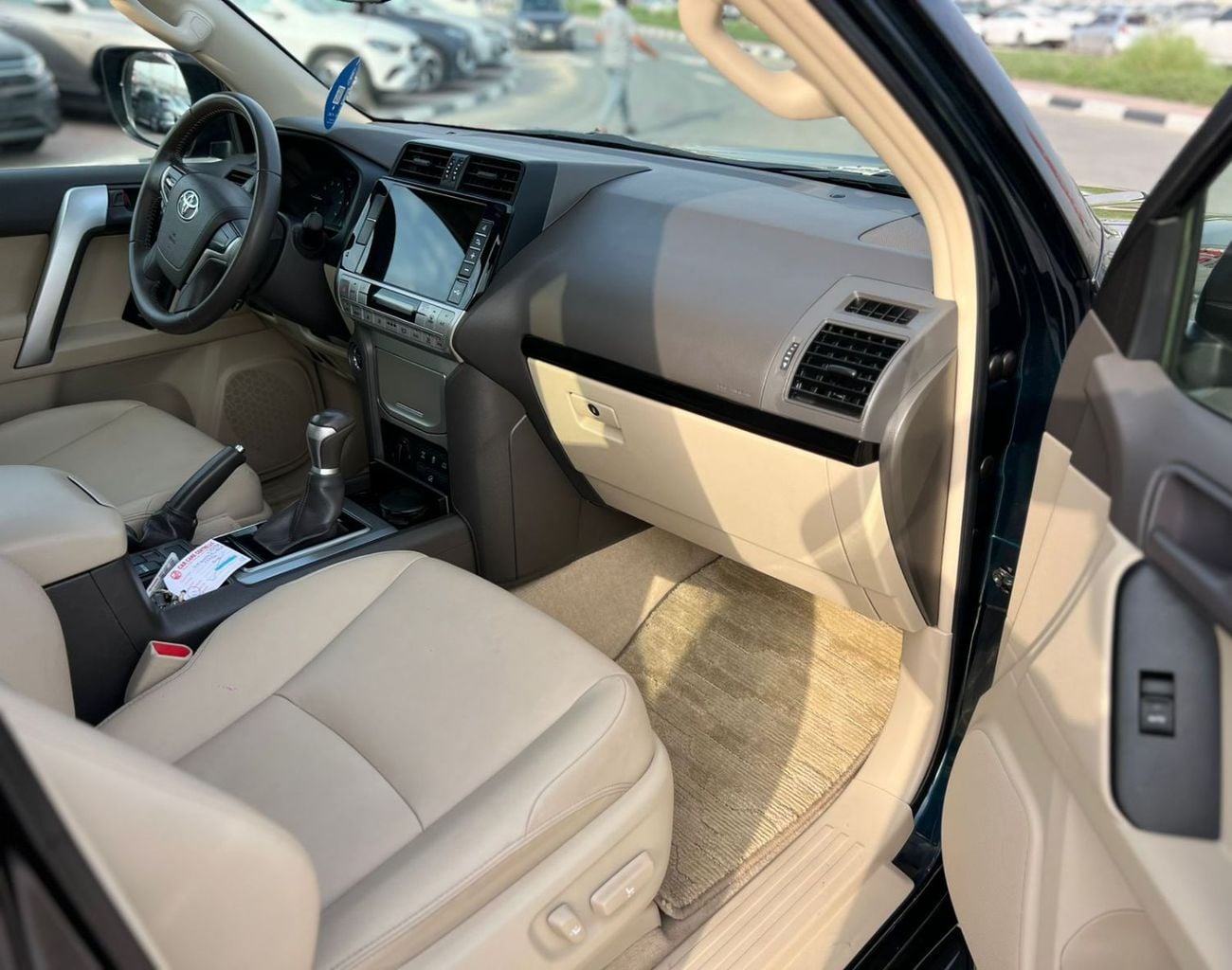 تويوتا برادو 2022 Toyota Prado TXL Full Option 4.0L V6 - AWD 4x4 - GCC- Electric Seat - Rear CAM & Sensors - Cool