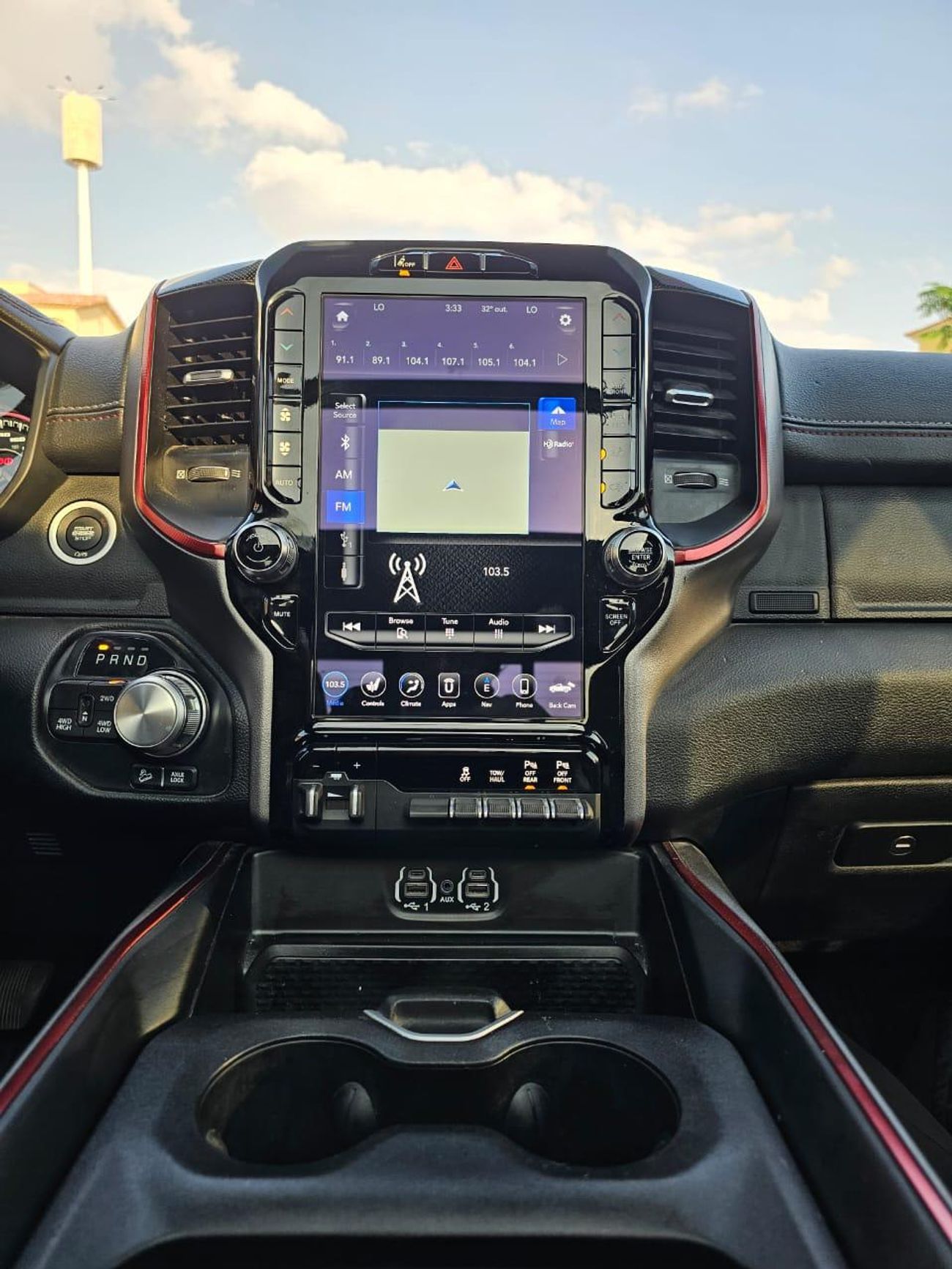 RAM 1500 RAM REBEL/ PANORAMIC ROOF/ 2 TONE LEATHER/ DUAL TRUNK/ CANADIAN CLEAN TITLE