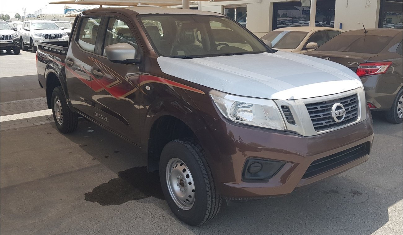 نيسان نافارا 2.5 Diesel 4x4 SE M/T 2017