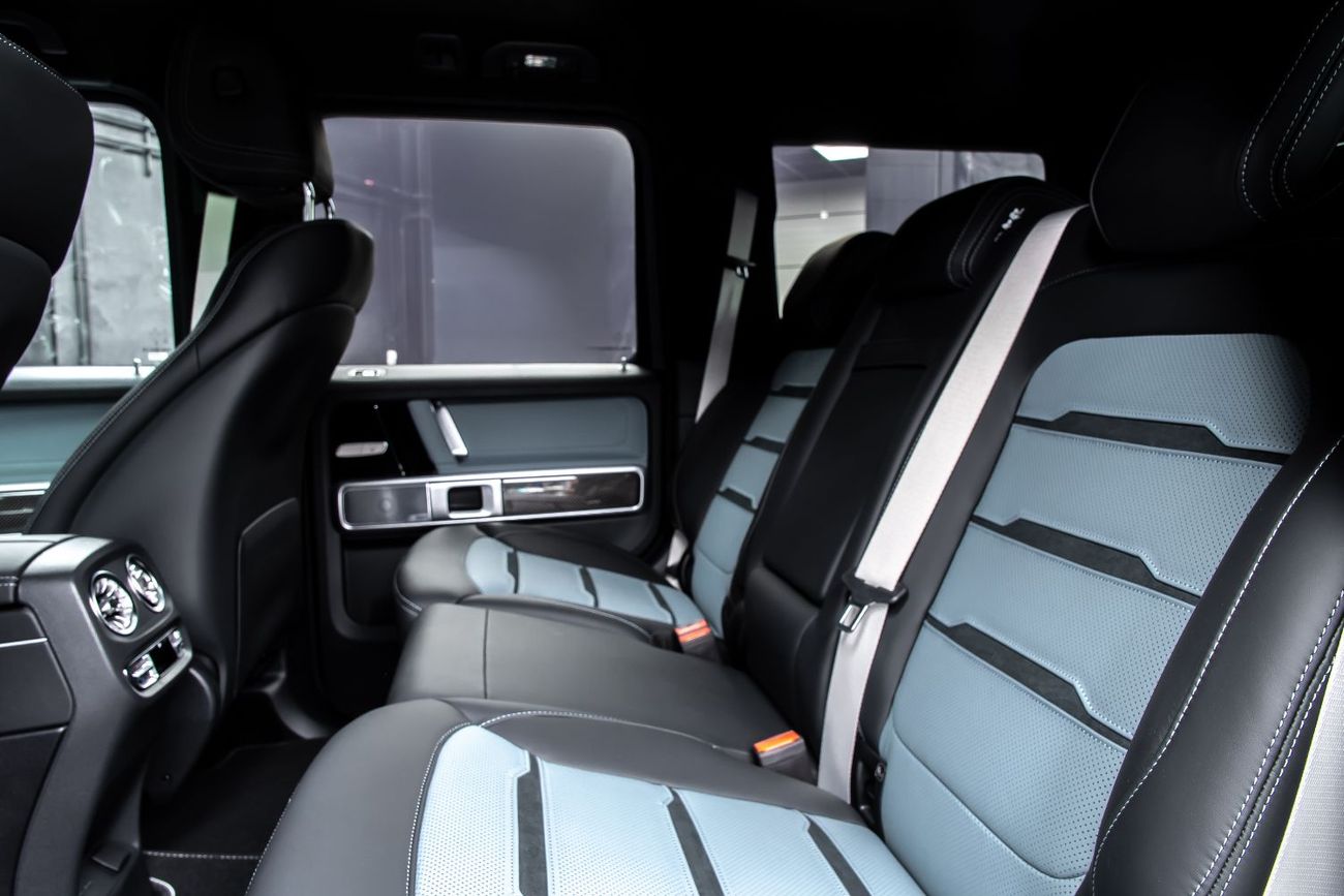 BRABUS 700 - Mercedes-AMG G 63 A22 / 2025 / Carbon trim / BRABUS Widestar Carbon Parts Package I and II