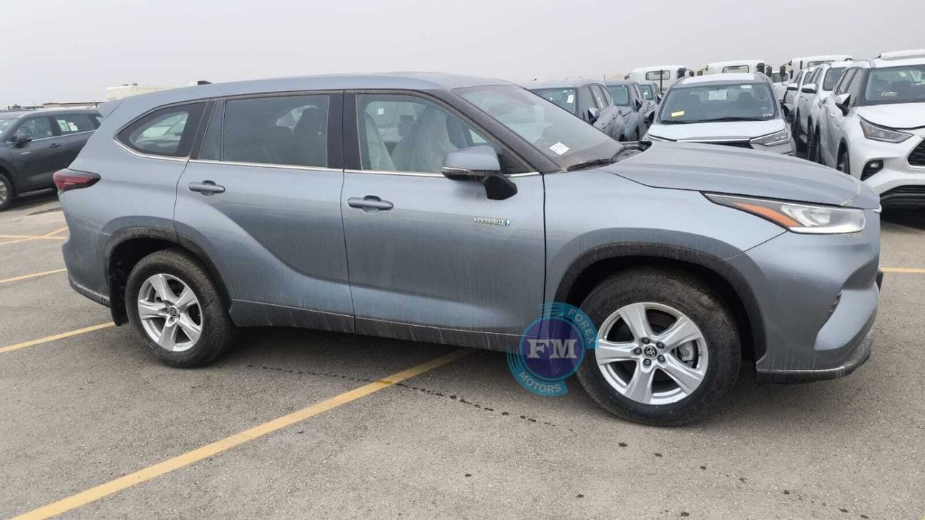 تويوتا هايلاندر LE Hybrid 2.5L Automatic