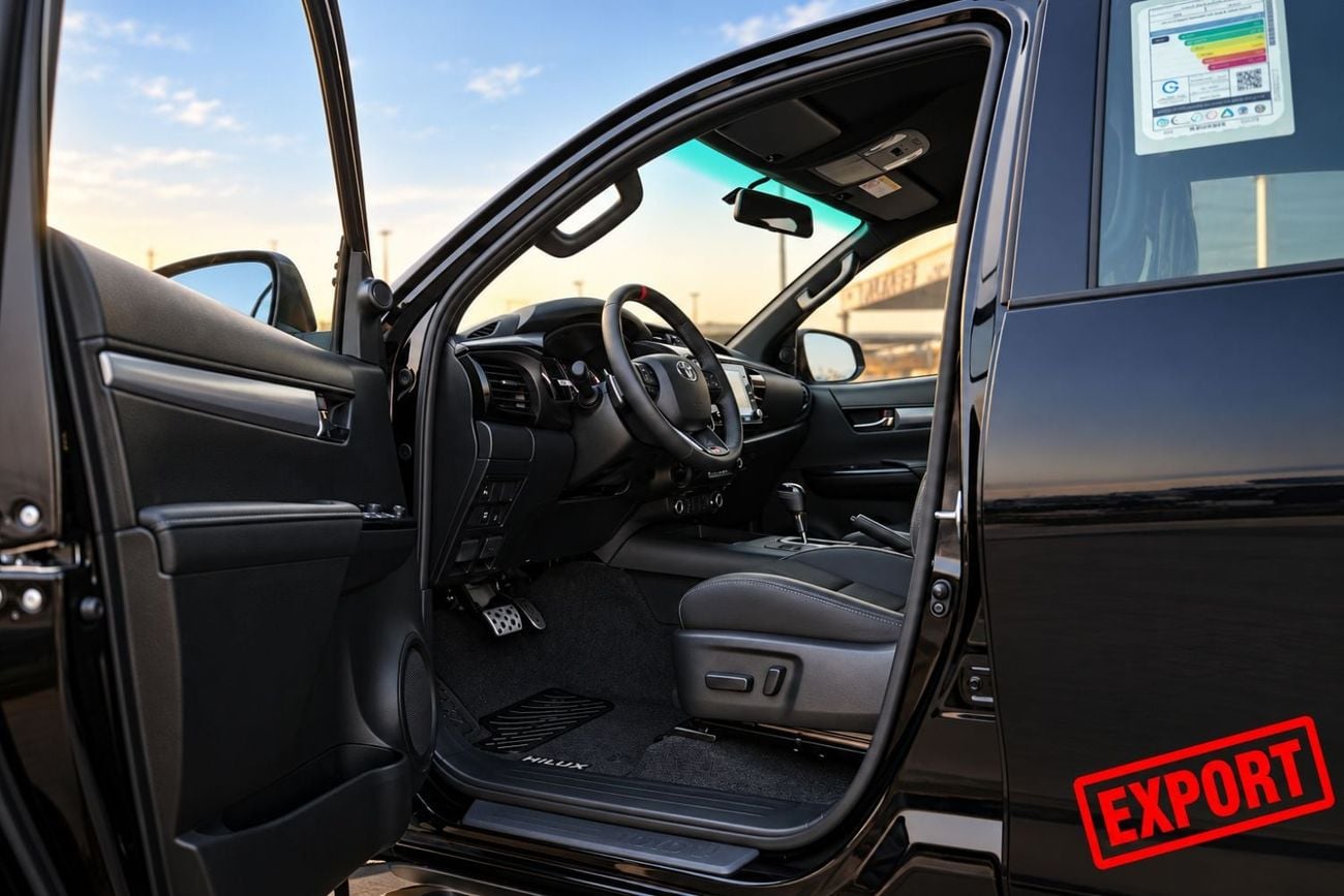 Toyota Hilux SR5 2026  Toyota Hilux GR Sport 2.8L Diesel