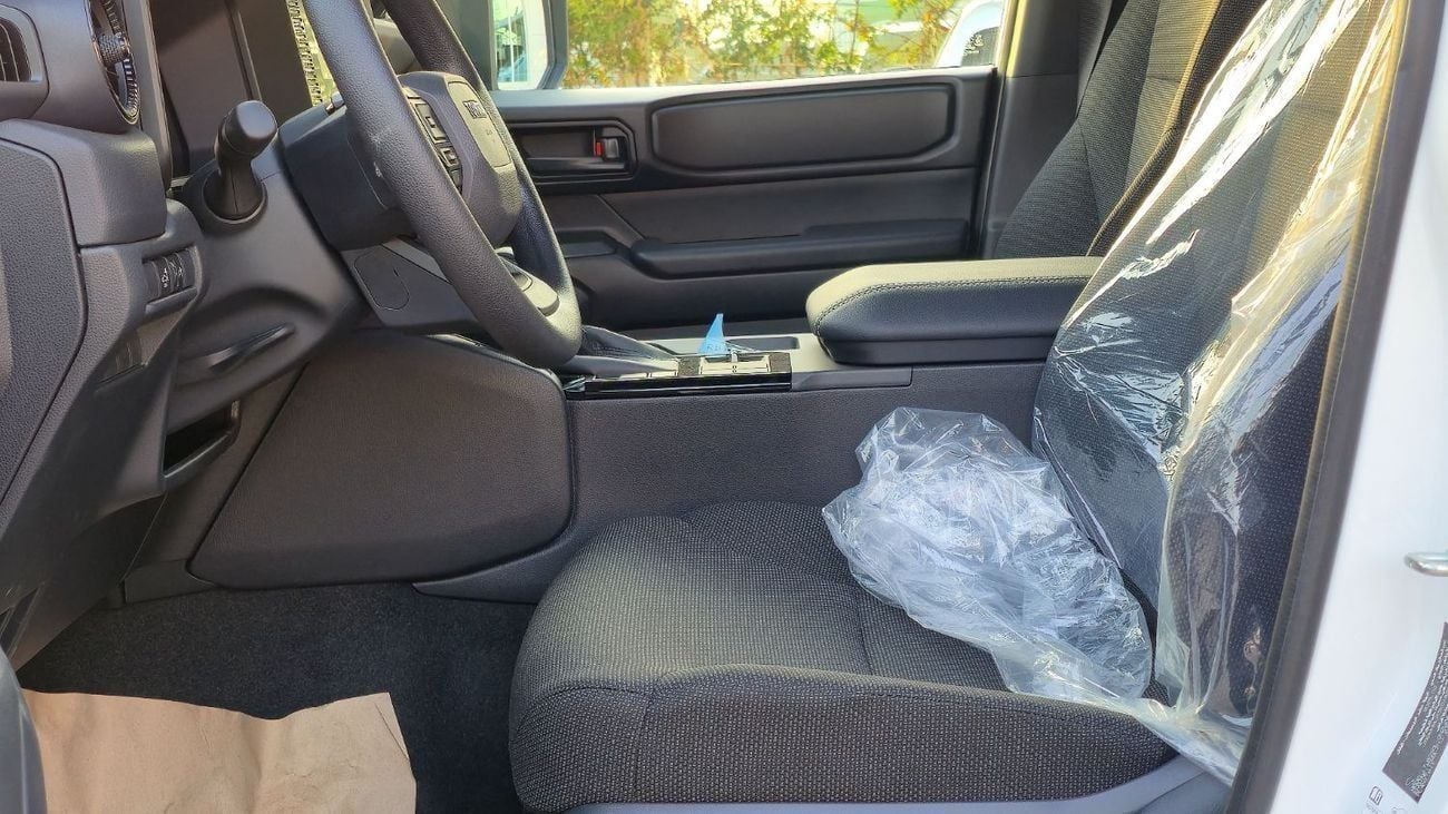 تويوتا برادو TOYOTA PRADO PETROL 2.4T   URBAN - E BASIC - 2025 MODEL - BLACK INSIDE BLACK