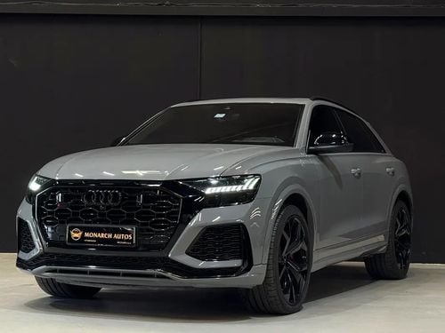 Audi RSQ8 4.0 TFSI quattro S tronic - European Specs - Pristine Condition