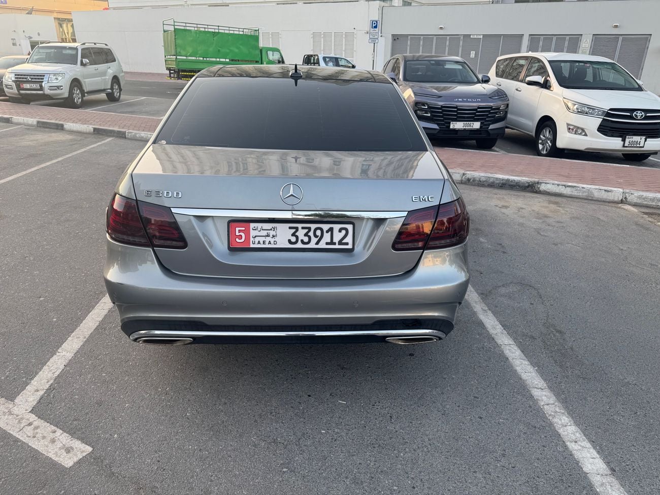 مرسيدس بنز E300