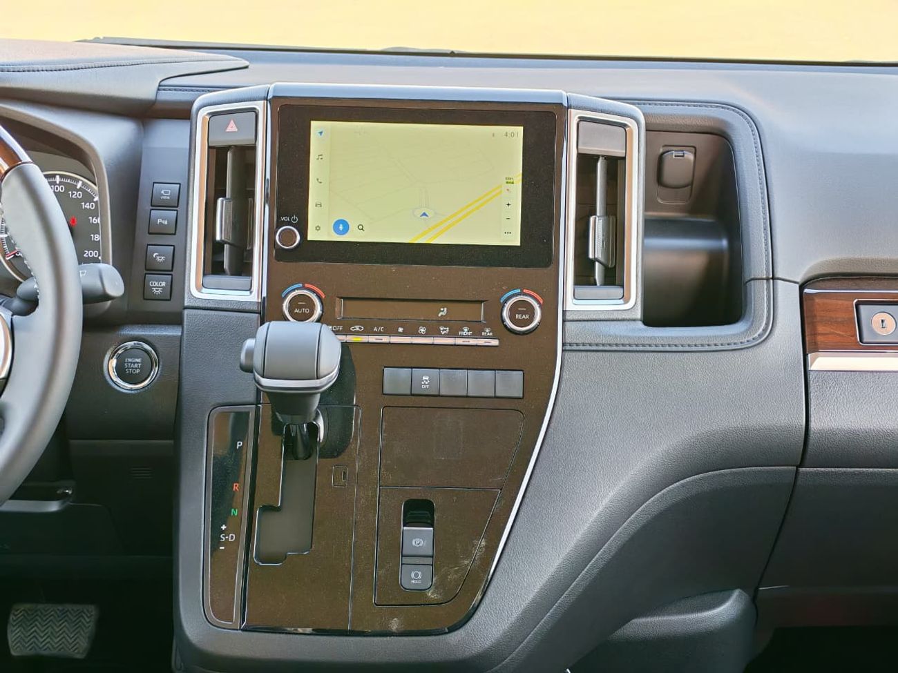 تويوتا جرافينا 2026 Toyota Granvia Premium (Full-Option with Radar) 6-Seater 3.5L V6 Petrol A/T RWD Export Only