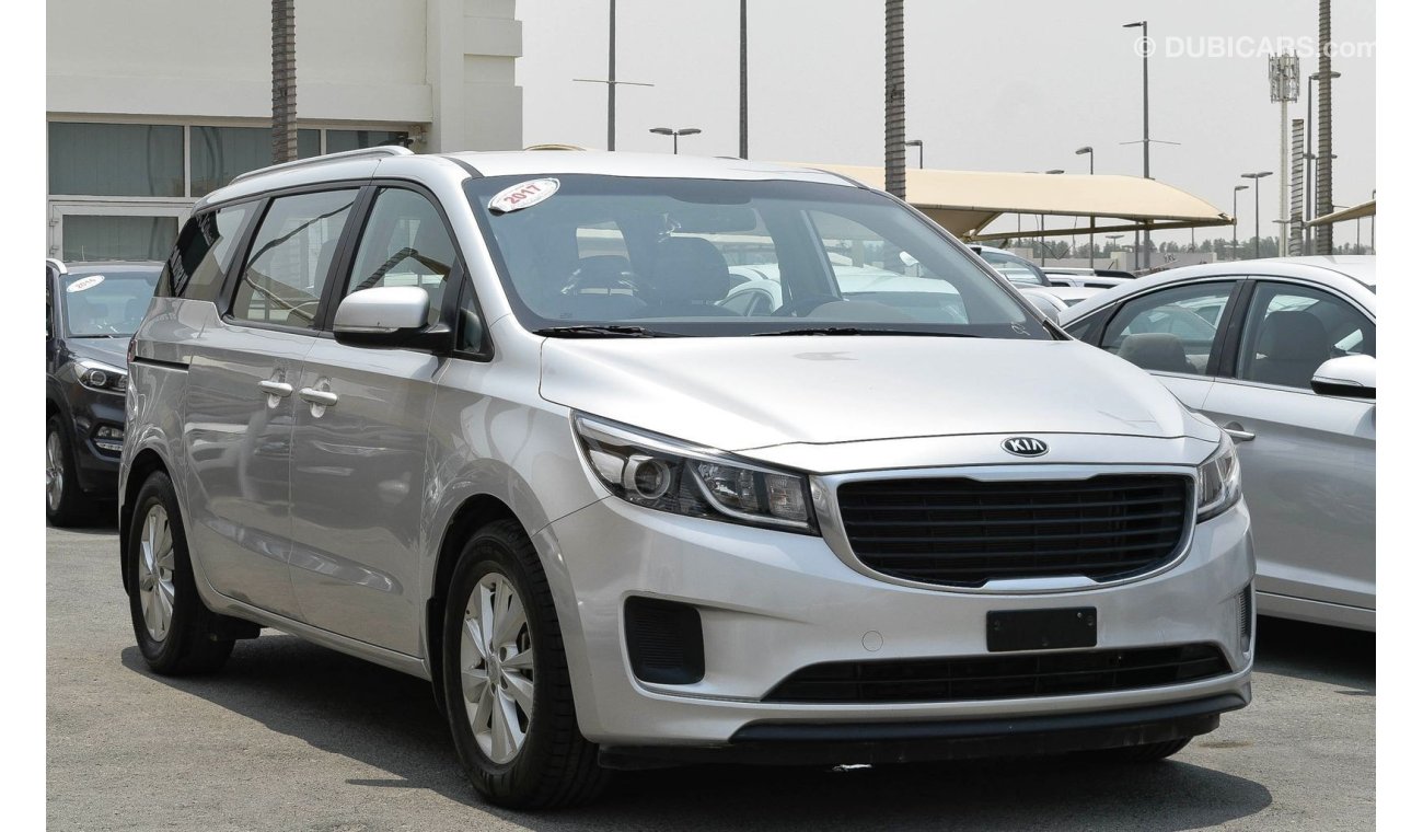 Kia Carnival