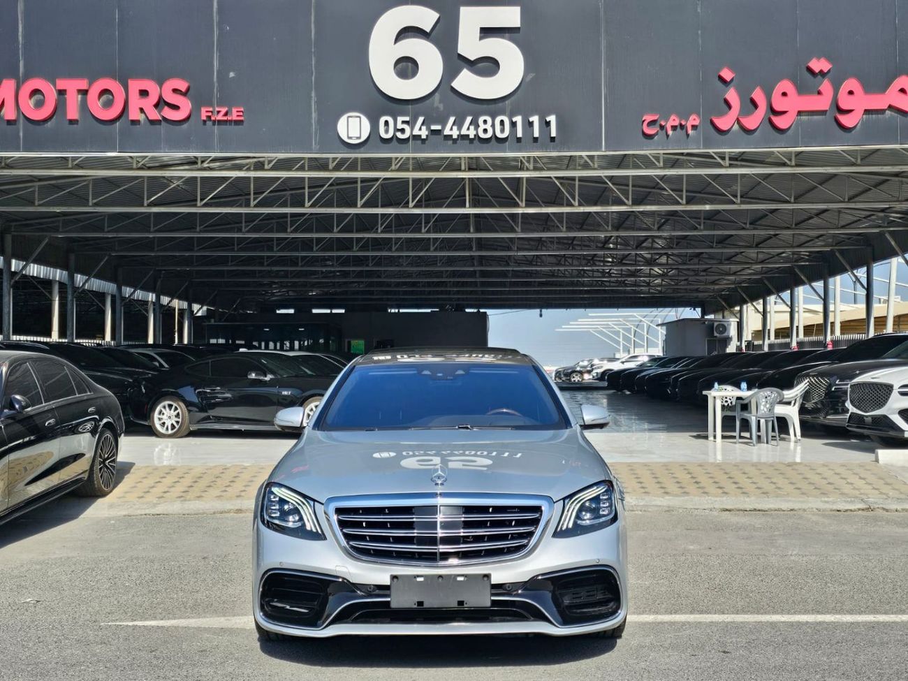 Mercedes-Benz S 560 Std 4.0L (463 HP)