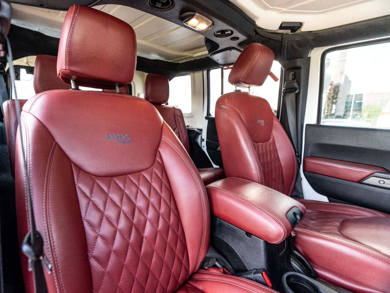 Jeep Wrangler Unlimited Sport 3.6L A/T