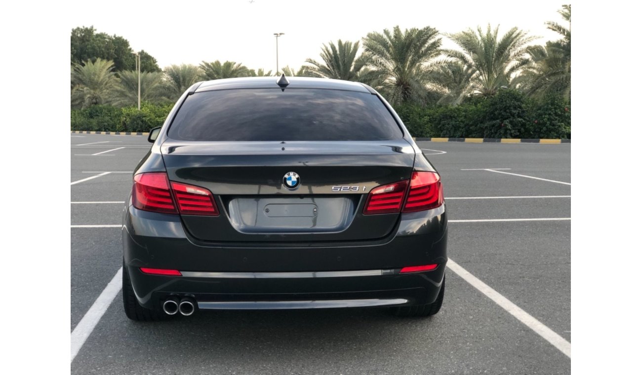 BMW 523i MODEL 2011 GCC CAR PERFECT CONDITION INSIDE AND OUTSIDE FULL OPTION SUN ROOF LEATHER SEATS BACK CAME