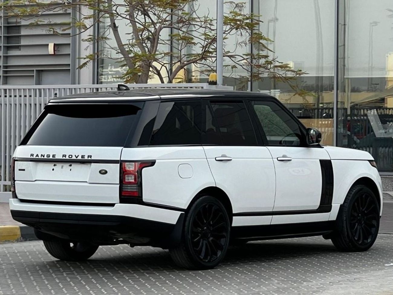 لاند روفر رينج روفر VOGUE SUPERCHARGED 2017 US ORGINAL PAINT // PERFECT CONDITION