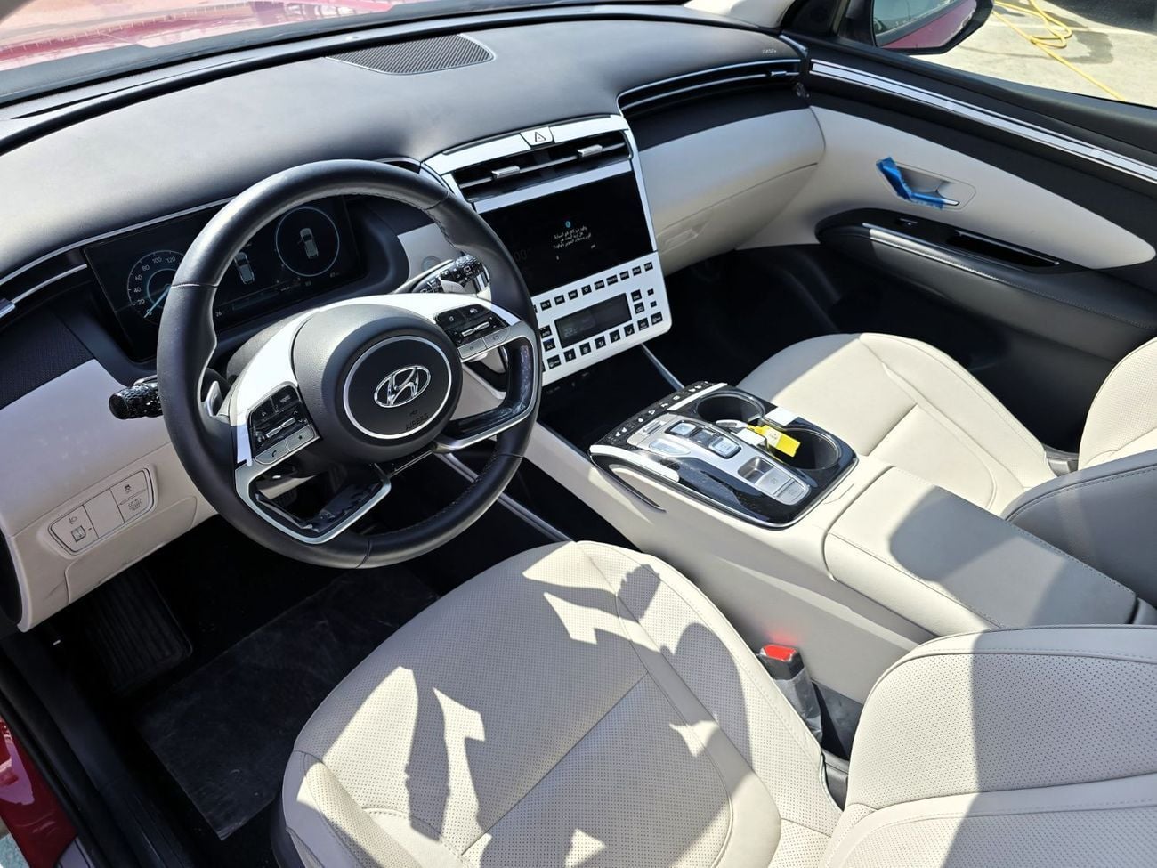 Hyundai Tucson SMART HEV Smart 1.6L Hyundai Tucson Hybrid 1.6l A/T SUV FWD European specs Red Color  2023 Model