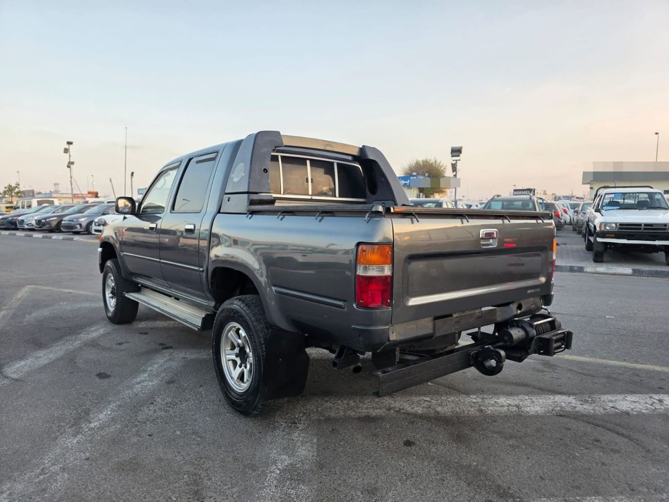 Toyota Hilux TOYOTA HILUX PICKUP RHD 1992 MODEL 2.8 L DIESEL MANUAL(PM11077)